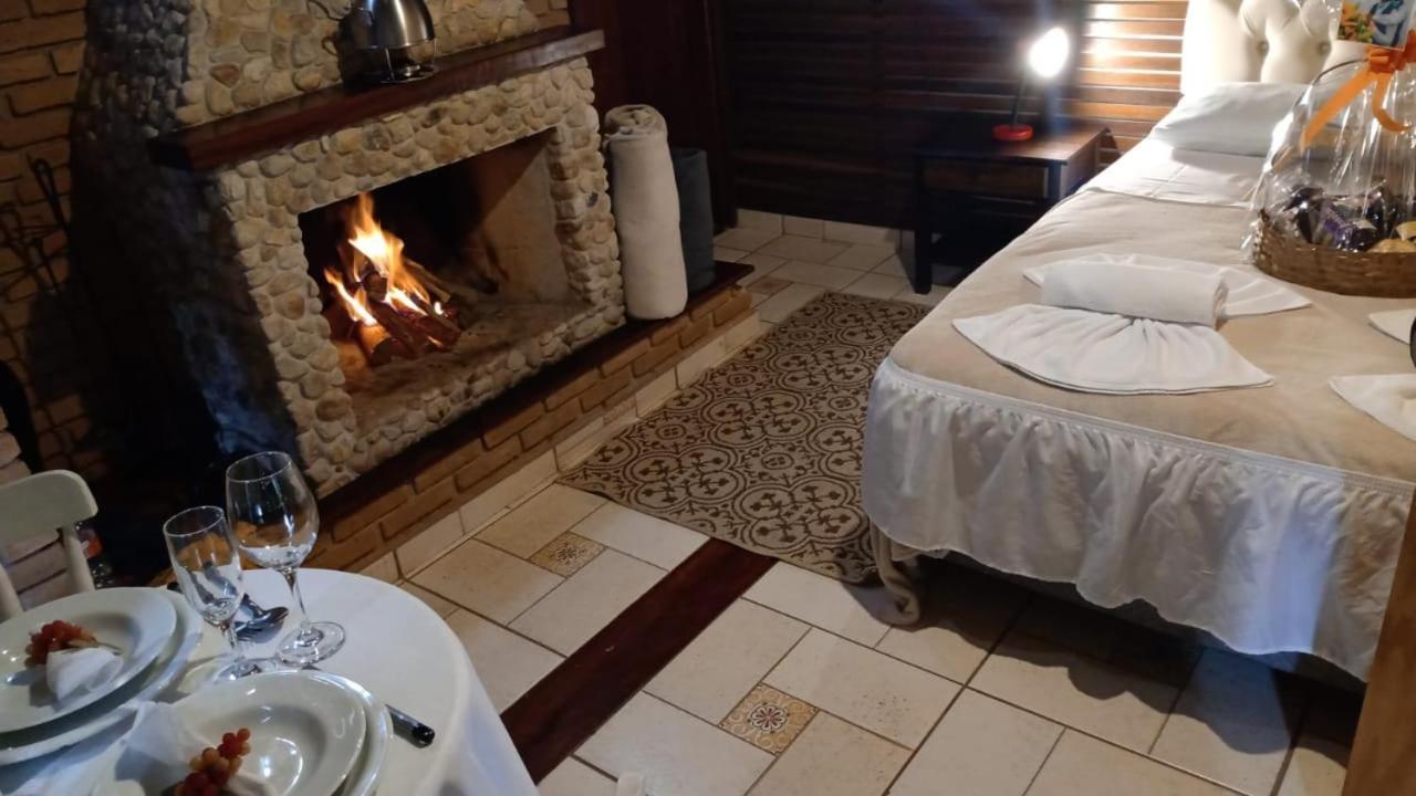Villa Valentina Chales Com Lareira E Churrasqueira Campos do Jordão Zewnętrze zdjęcie